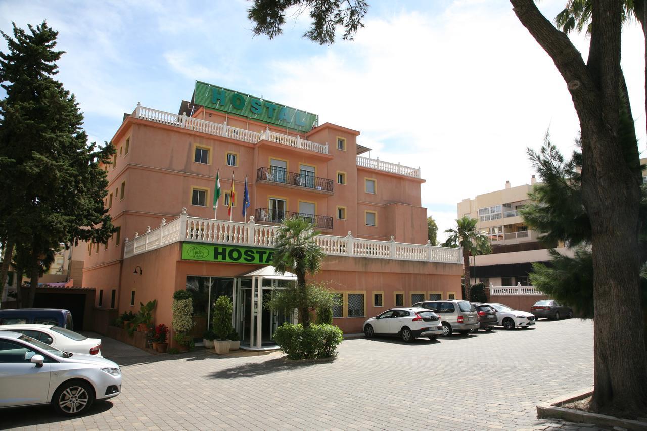 Hostal La Casa De Enfrente Малага Экстерьер фото